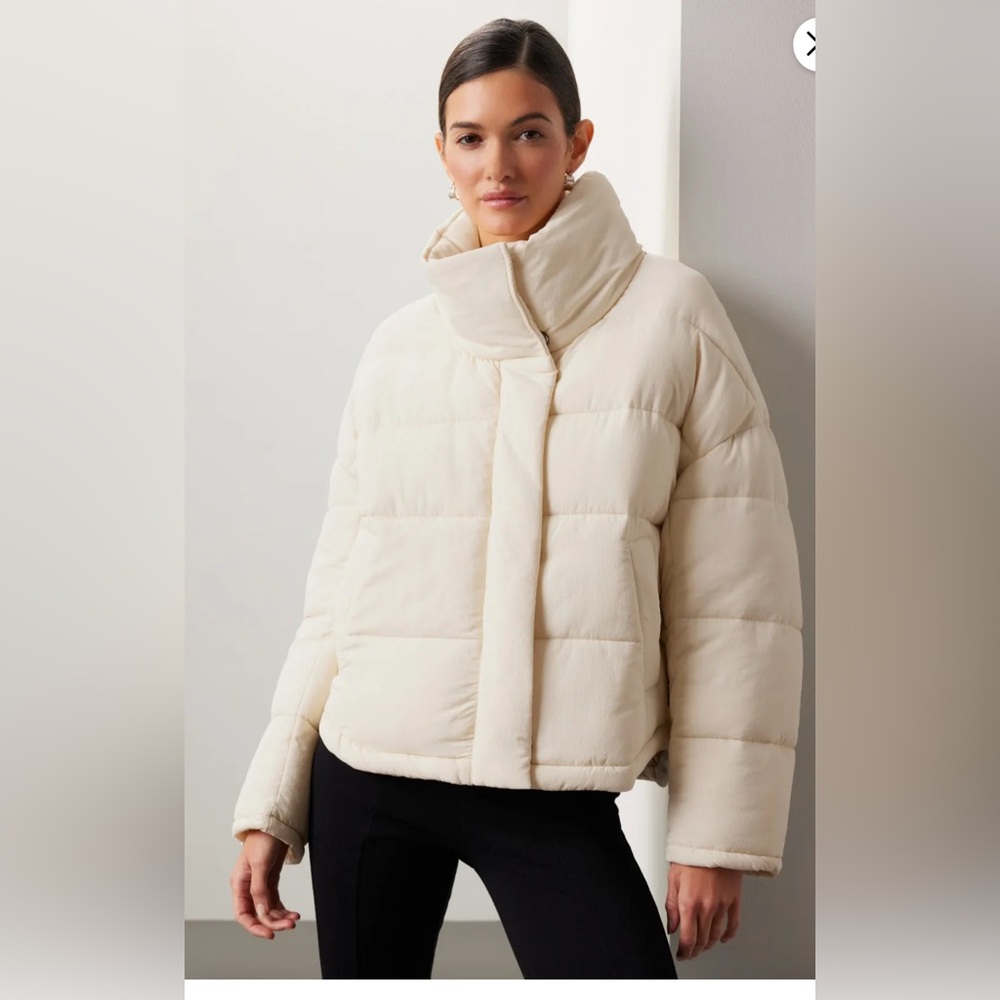 NWT OOFWEAR the Shapes Lab Cream Puffer 9000 Jacket Size XS. Color is Panna. - Picture 2 of 7